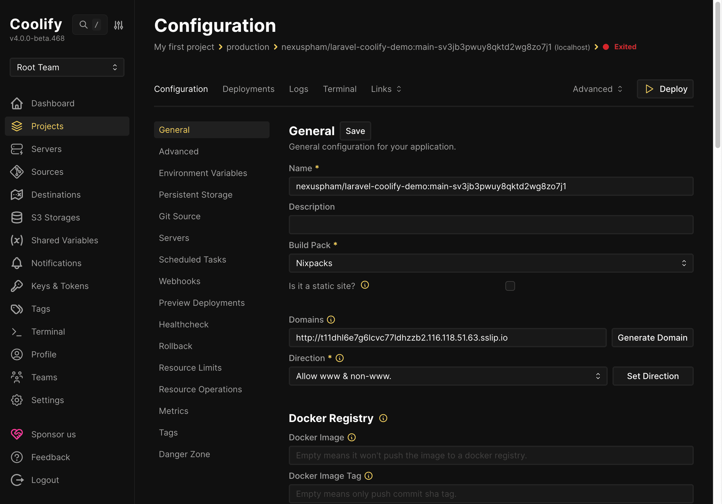 Trang cấu hình application Laravel trên Coolify